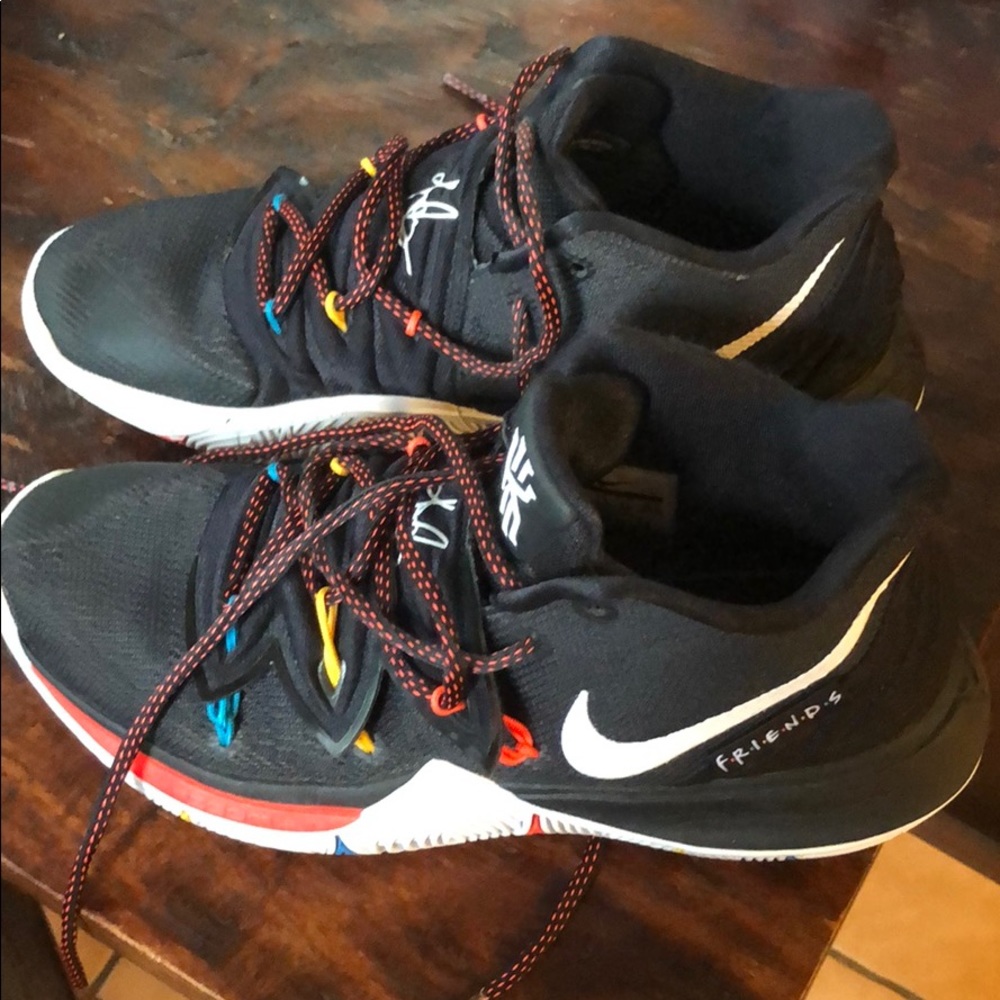 Kyrie “Friends” basketball shoes